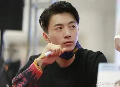 郑希老师真的好帅哦