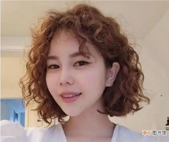 15款最火短发送给大家 短卷发发型图片