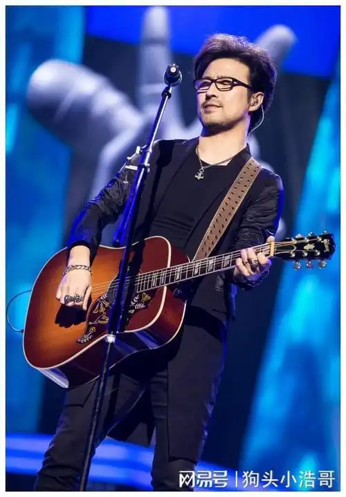 汪峰女友森林北深夜不睡发文自述恋爱经历怒怼不是小三要的是爱情