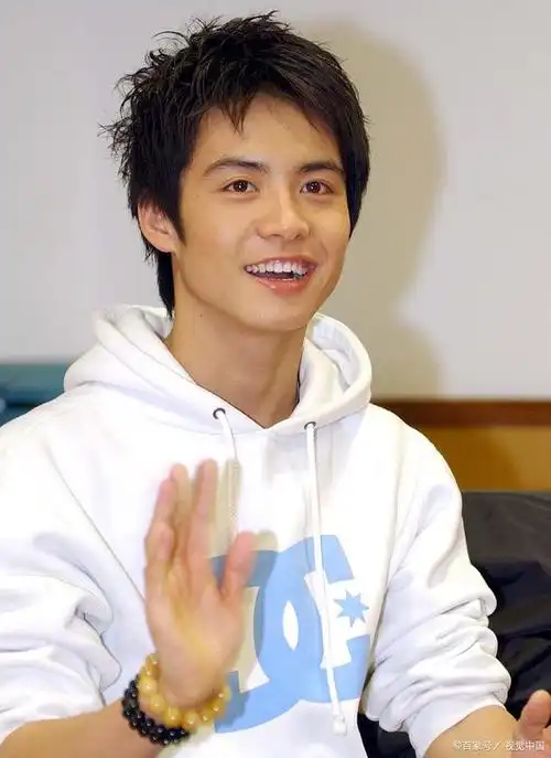 美好的声音,神秘的面纱——马天宇