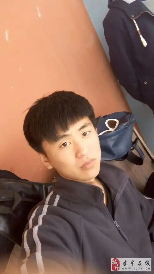 【帅男秀场】付佳星 19岁 巨蟹座 学生