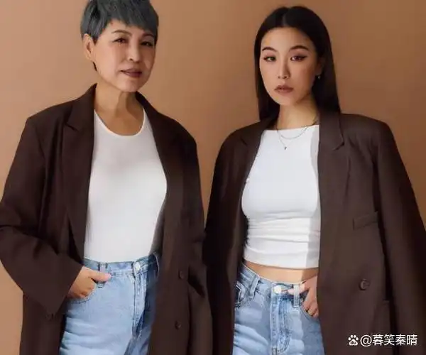 高以翔女友吸粉40万,发布音乐获得成功,和妈妈分享合影照