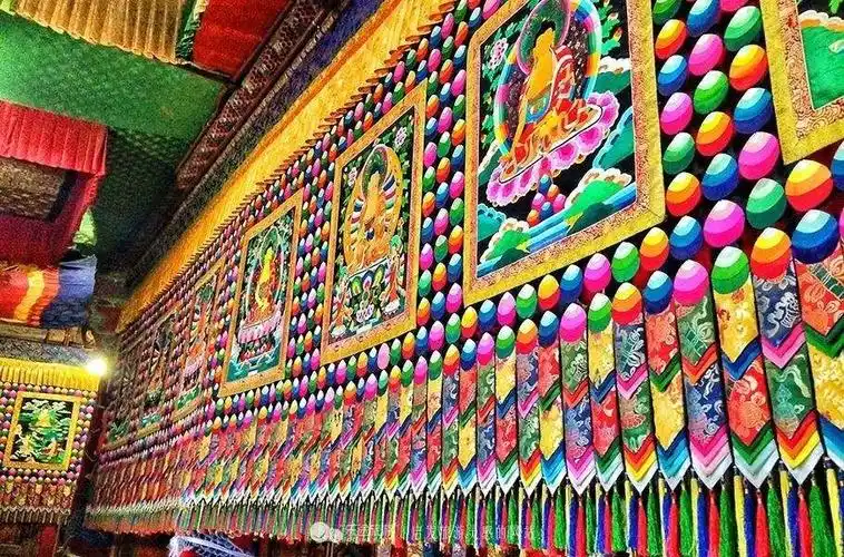 "塔尔寺艺术三绝"之一 堆绣.