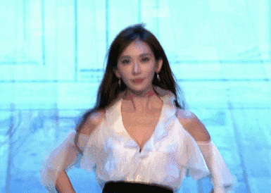 利威丝品牌代言人林志玲:堪称女生的发型教科书