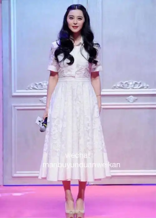 范冰冰和baby的身高真如其百科所写,都是168?  好,我们来看图!