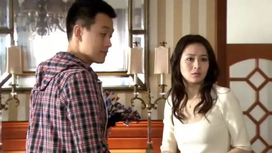 门第:小贝坚持嫁春生,亲哥各种劝阻,小贝:我把他兜里塞满钱