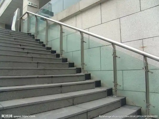 不锈钢栏杆摄影图__生活素材_生活百科_摄影图库_昵图网nipic.com