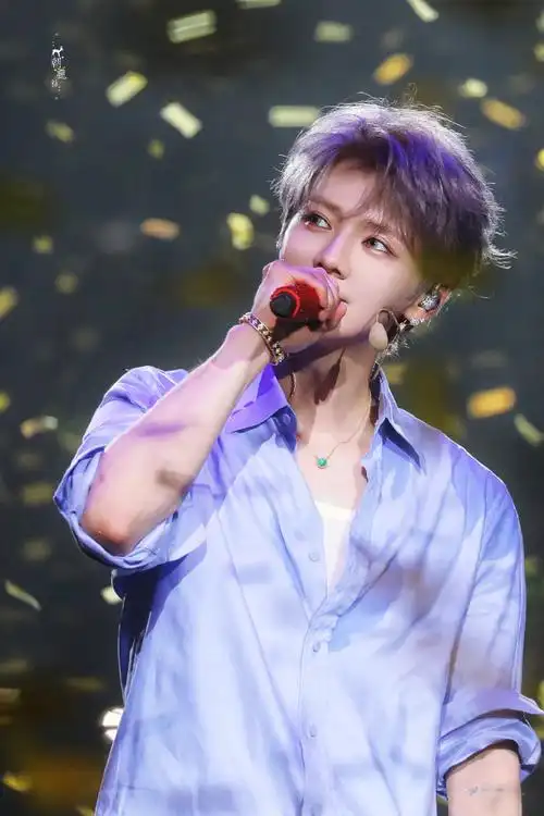 鹿晗张艺兴发色梦回exo时期