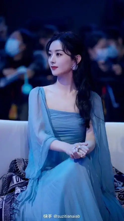 赵丽颖部分领奖礼服国风造型