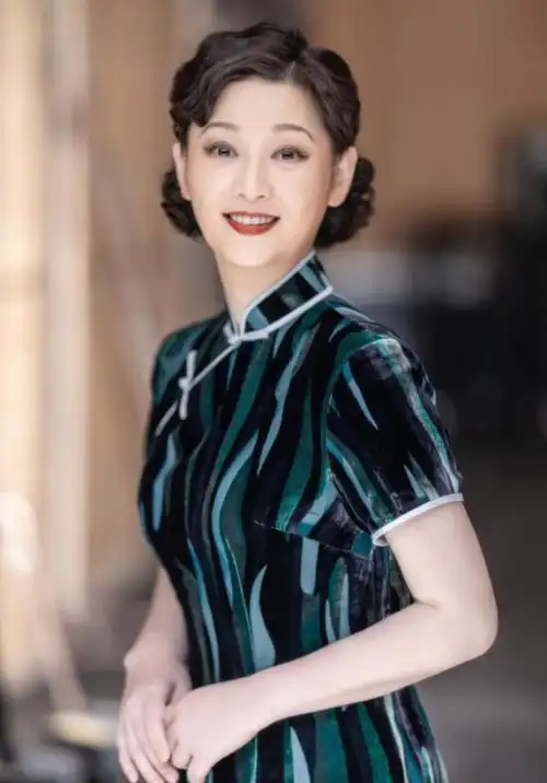 面对面|告别演了28年的阮玲玉,徐帆:"角儿"不退场_腾讯新闻