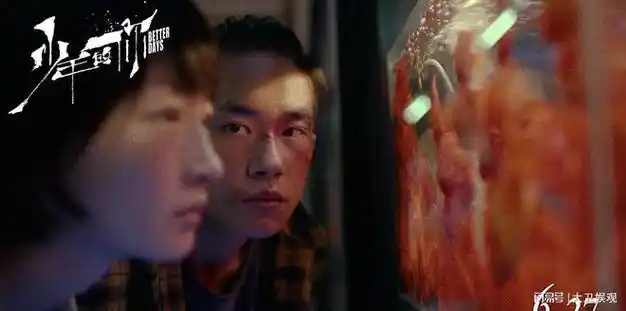 看了易烊千玺在外网爆火的视频才明白他的成功绝不是偶然