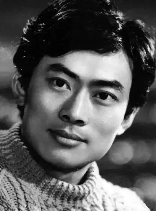 10位八十年代银幕男神:各个风流倜傥,帅气逼人,你还记得他们吗