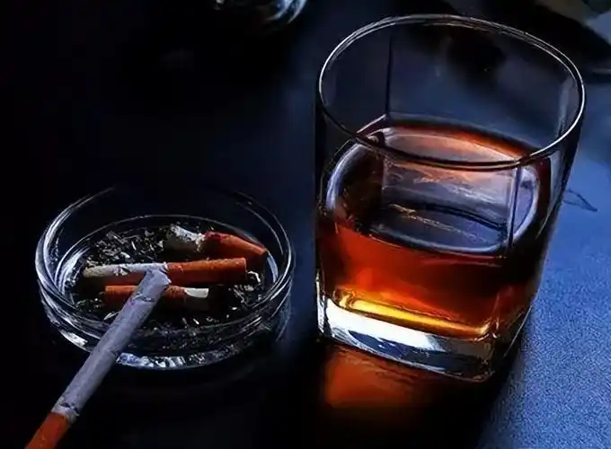 5,坚持戒烟限酒