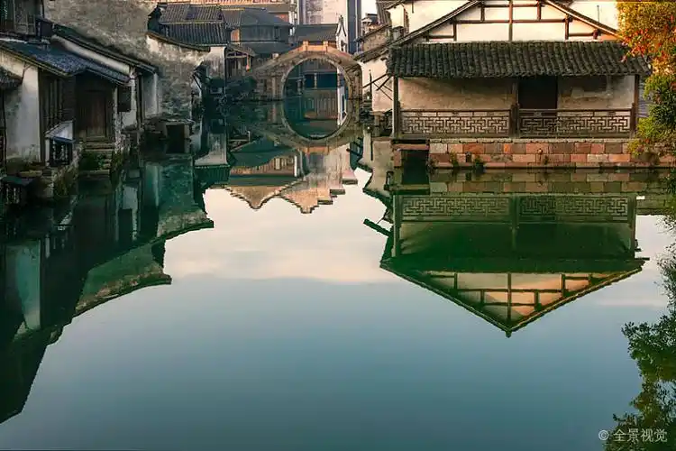 水乡倒影图片_水乡倒影高清图片_全景视觉