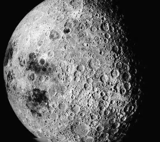 登陆月球,困难重重,谁是第一个吃"螃蟹"的人?_网易订阅