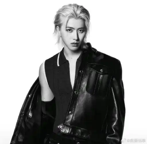 蔡徐坤给我们带来了很足的面子,因为喜欢他是一件很棒的事情