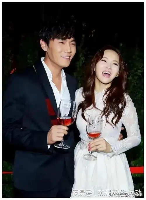 伊能静我也从来不在秦昊面前换衣服,夫妻保持神秘感爱情更新鲜