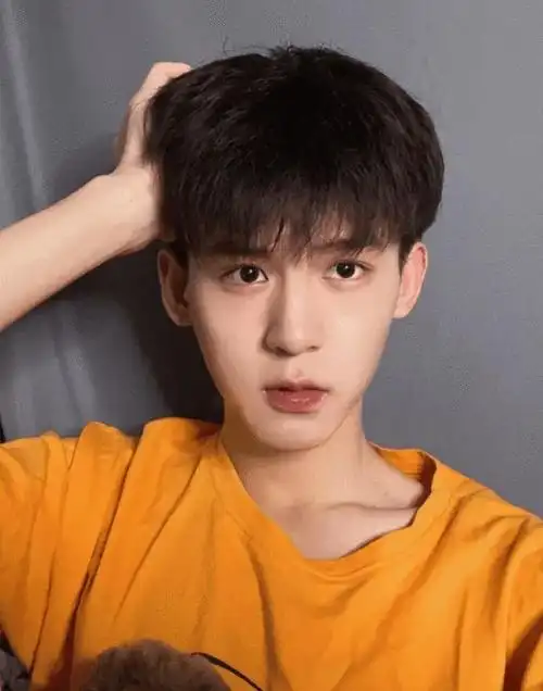 13款很适合大学生的发型时尚还有型帅到校花都心动