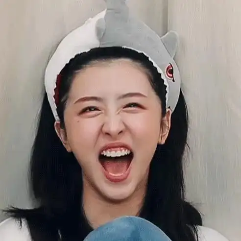 哇哦好多人在用赵小棠表情包