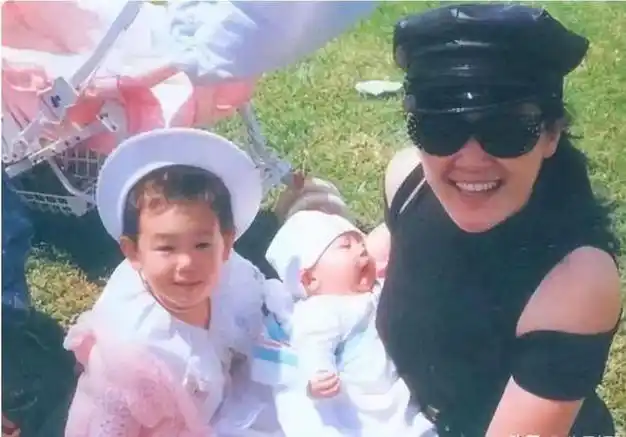 王姬之痛:儿子痴傻终身遗憾,积蓄被骗尽,女儿33岁婚姻无着落!