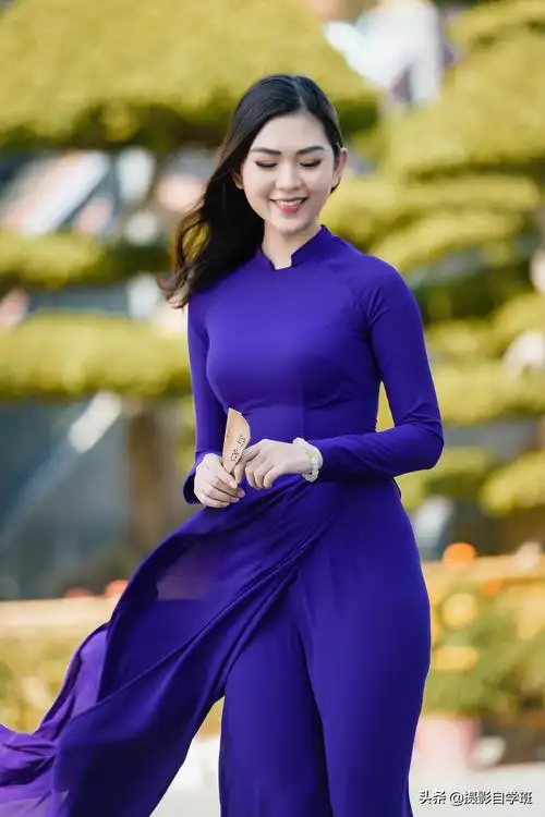 女生拍照姿势摆法大全(女孩子拍照摆什么姿势最好看)-飞翔百科