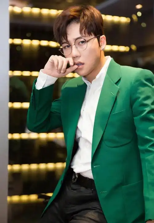 刘维图片 刘维《江苏卫视跨年演唱会》图片