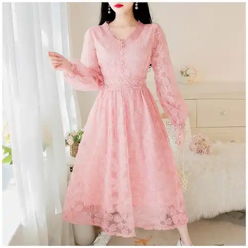 实拍新款法式仙女长裙v领镂空蕾丝刺绣收腰气质时尚连衣裙