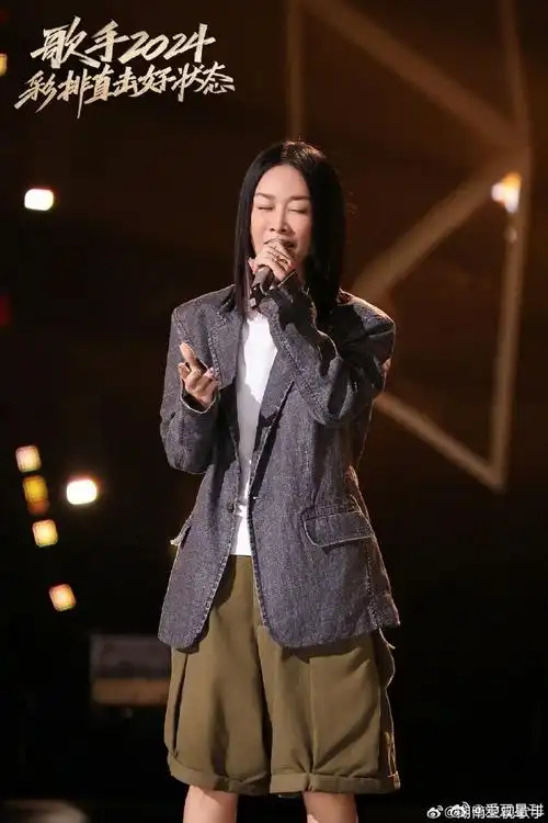 那英首唱##那英越来越稳了##歌手直播