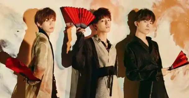 原创tfboys三小只同时营业默契发文格式统一六年的友情让人羡慕