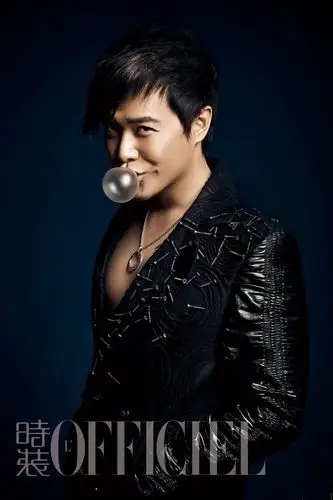 陈思成时装officiel杂志封面图片812