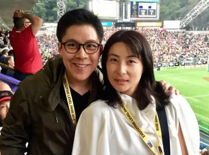 为什么不像"晶刚恋"那么得到大家的支持_霍启刚_郭晶晶_网友