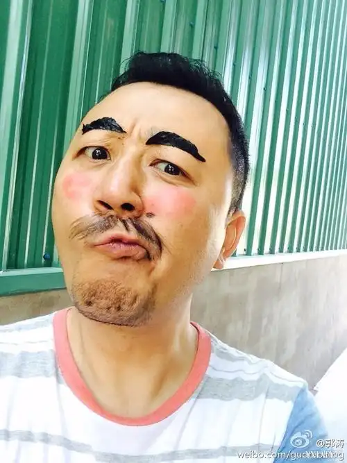 黄晓明李冰冰任泉pk扮鬼脸明星搞怪犯二大起底