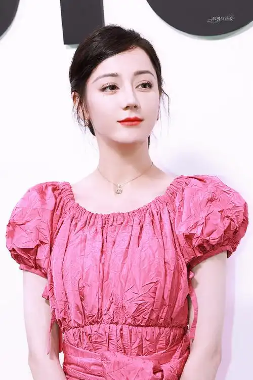 迪丽热巴 infj##迪丽热巴火龙果公主裙