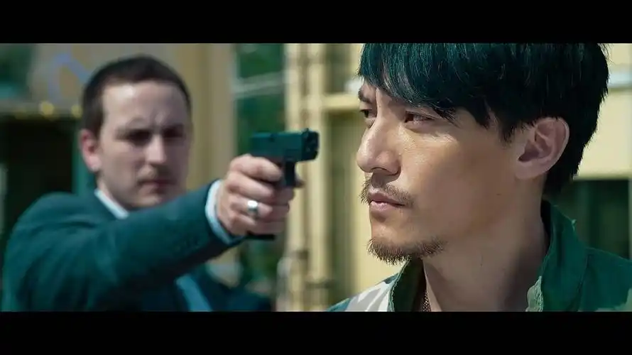 赤道张震截图一个笑容演活一个冷血杀手