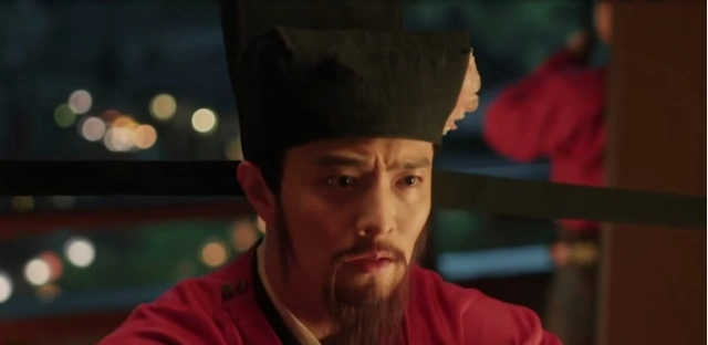 大宋的文化就是与众不同,男人也戴花,生活处处都离不开花