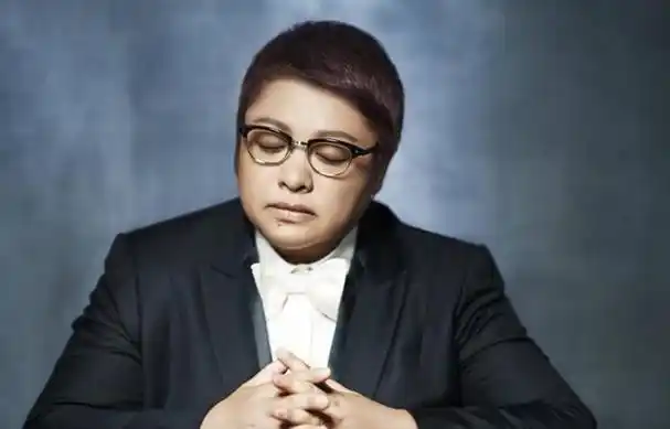 韩红从未回避!早已坦言自己多年未育的真实原因,郝蕾有苦难言