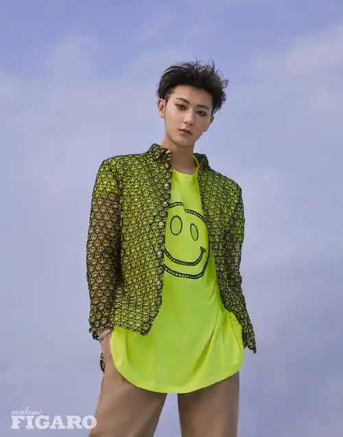 黄子韬钻石眼泪妆帅气杂志写真412