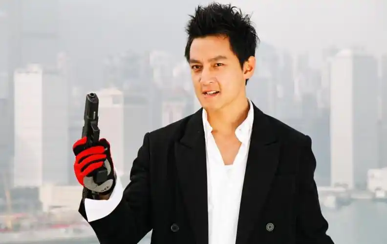 吴彦祖斥年轻演员太注重外形:外在不是演员值得骄傲的资本_腾讯新闻