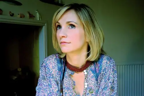 爱尔兰民谣天后caradillon三张经典唱片今日独家发行