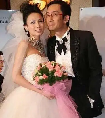 吴启华宣布与石洋子离婚 回顾8段坎坷情史