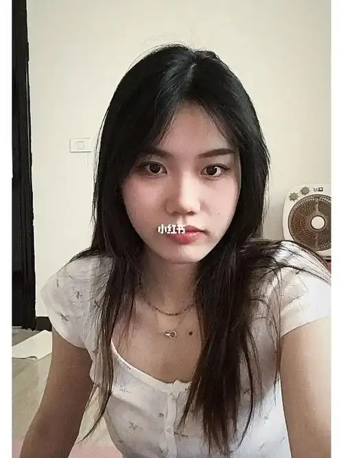 听我的千万不要打薄头发7474