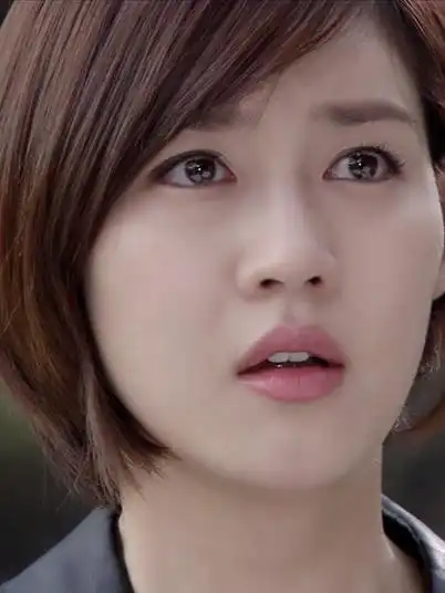 p>成宥利(sung yu ri),1981年3月3日出生于德国巴登,韩国女演员,歌手