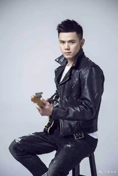 36岁汪峰学员张恒远去世,灵堂遗照曝光,好声音多位学员送花圈__财经