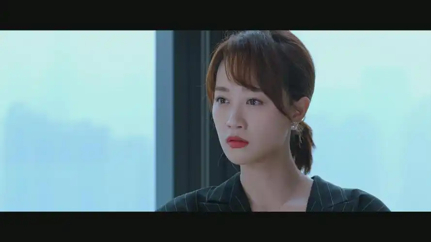 电视剧《逆光》首支预告曝光,张涵予蓝盈莹关系复杂成迷