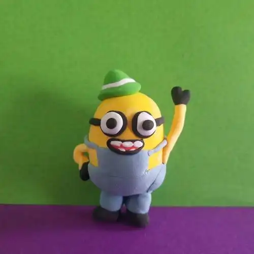 学生粘土手工作品系列(四)人物 写美篇欣赏制作课,同学们找一找哪件