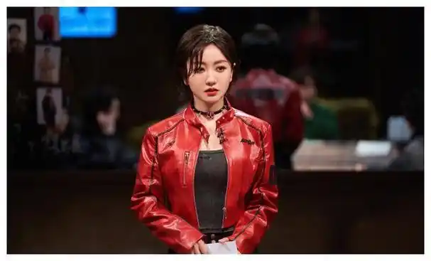 杨蓉首次加盟大侦探揭秘套路惊喜连连一起探索