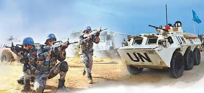 中国蓝盔票房扑街豆瓣评分只有33以下几点还是很值得一看