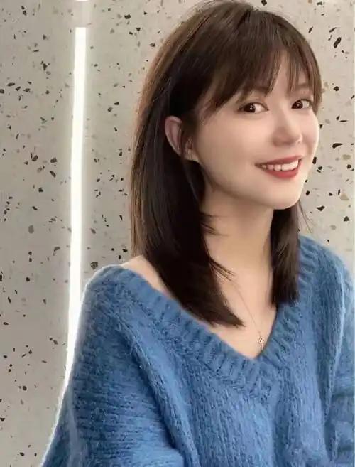 3种公认的好看发型,优雅可爱还减龄,迪丽热巴,鞠婧祎是同款