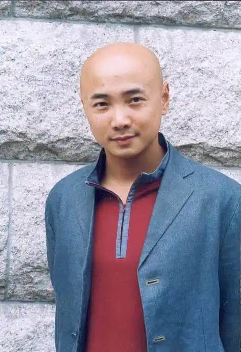 出道15年被同行嘲笑,一年无戏可拍,徐峥:我当导演都是被逼的