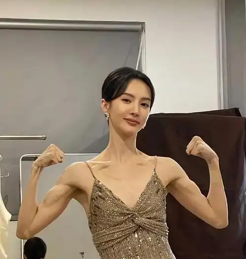 娱乐圈的女明星们,可以为了上镜好看就疯狂减肥,让自己暴瘦.